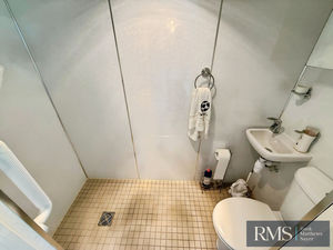 Photo 24- click for photo gallery
